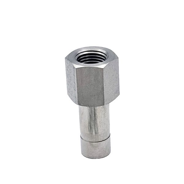Picture of 9.5MM OD X 6NPT ADAPTER FEMALE GYROLOK 316 