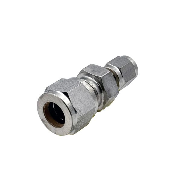 Picture of 9.5MM OD X 3.2MM OD REDUCING UNION GYROLOK 316 